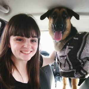 Meet your Posher, Victoria